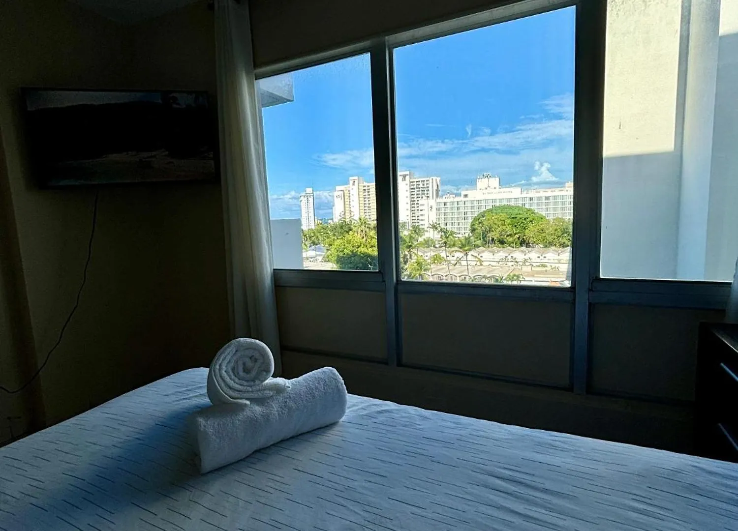 Downtown Beachfront Isla Verde Luxury Apartment San Juan