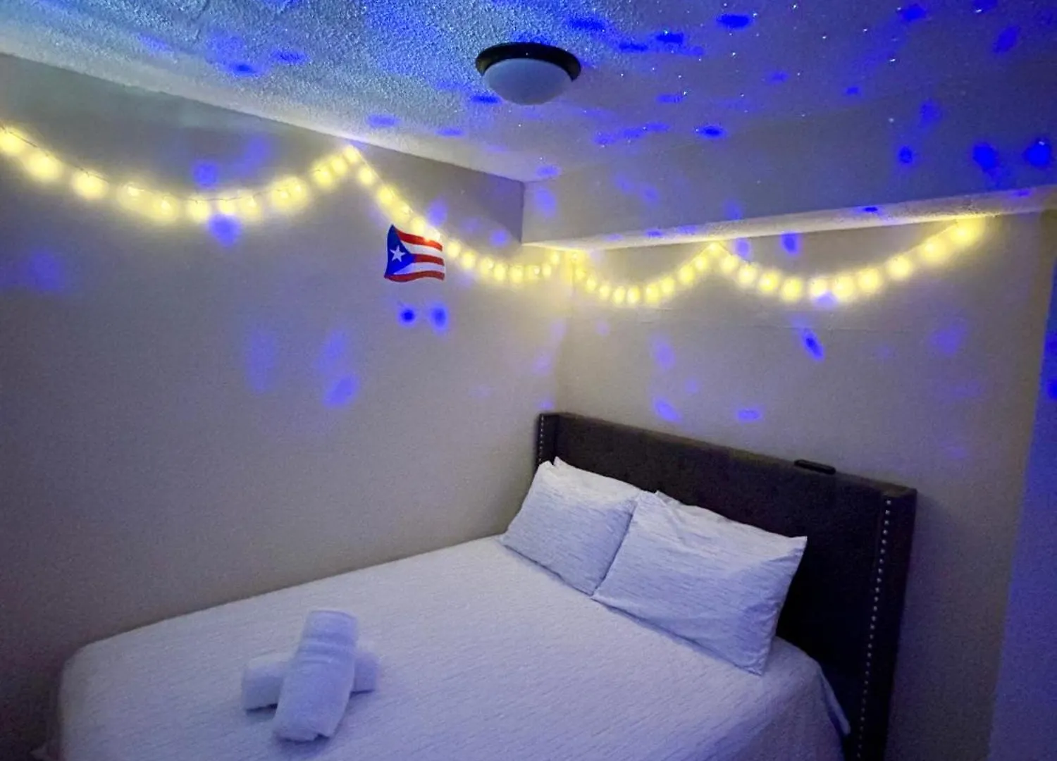 Downtown Beachfront Isla Verde Luxury Apartment San Juan